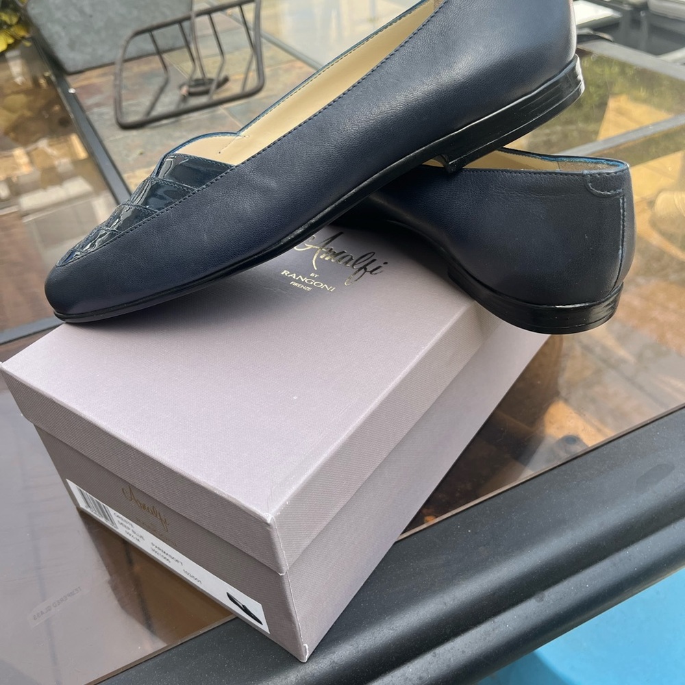 AMALFI by Rangoni Firenze Leather loafer style shoe. Italy. 9.5M. Deep Blue - Picture 8 of 10